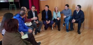 Visita de José María Bellido, José Antonio Nieto y María Luisa Arcas al Centro